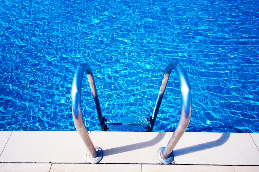 Pool ladder entrance