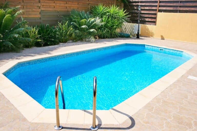 Vinyl Pool Liner Services in Alpharetta