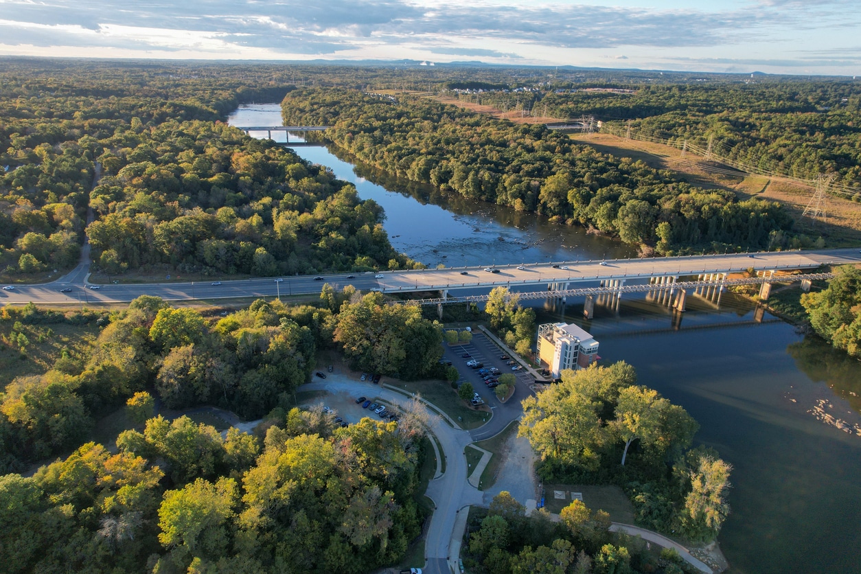 afternoon-overhead-view-of-catawba-river-in-rock-hill-south-carolina