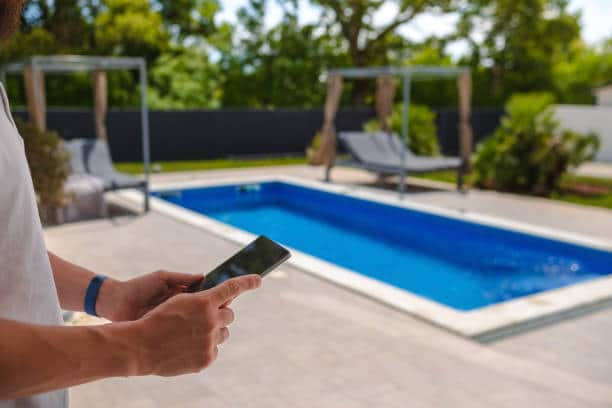 One man has smart pool automation system installed in his house, one of them controlling the temperature of pool
