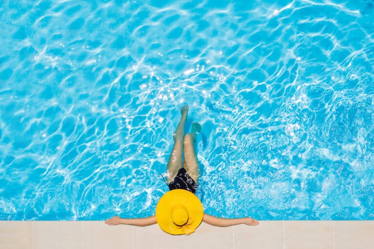 Signs of a Pool Leak